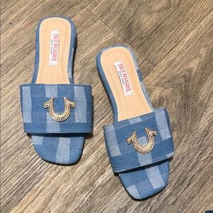 True Religion Light Blue Plaid Slide Sandals with Gold Logo